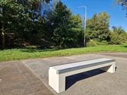 Betonová lavička do skateparku